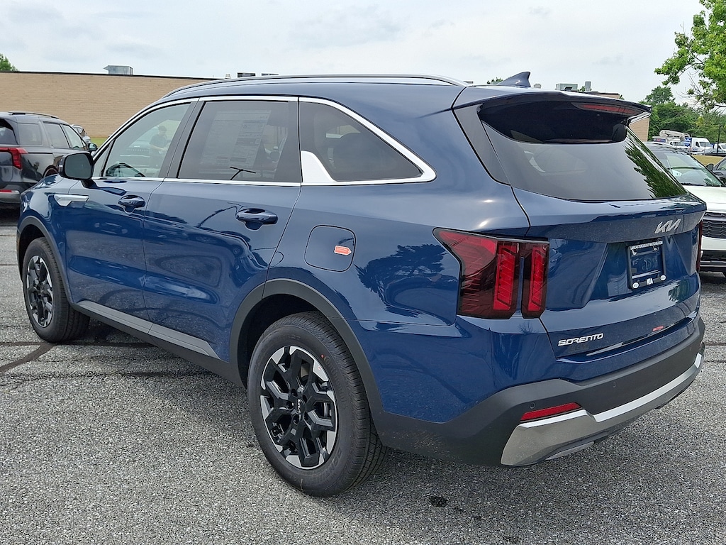 New 2026 Kia Sorento S SUV