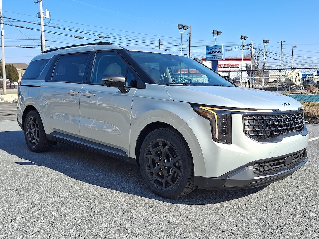 New 2026 Kia Carnival Hybrid SX Van Passenger Van