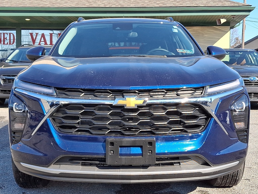 Used 2024 Chevrolet Trax LT SUV