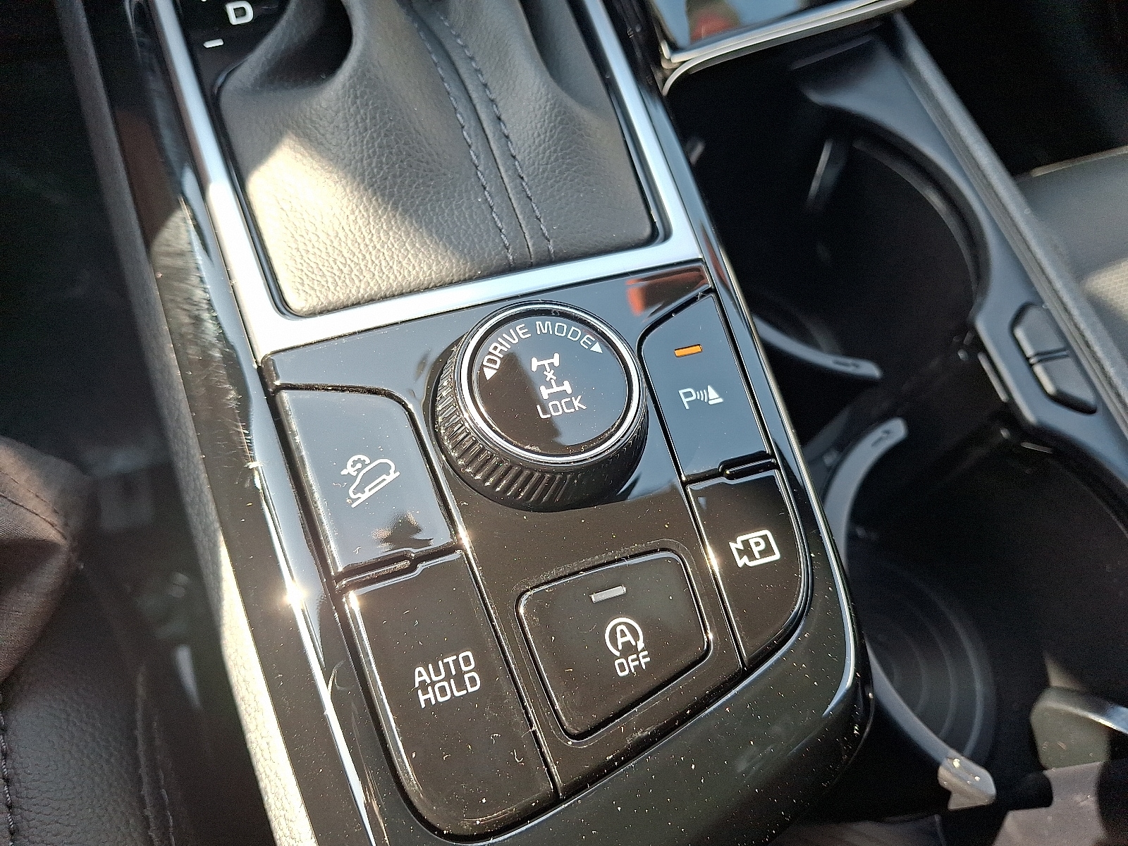 2025 Kia Sportage X-Line - Photo 16