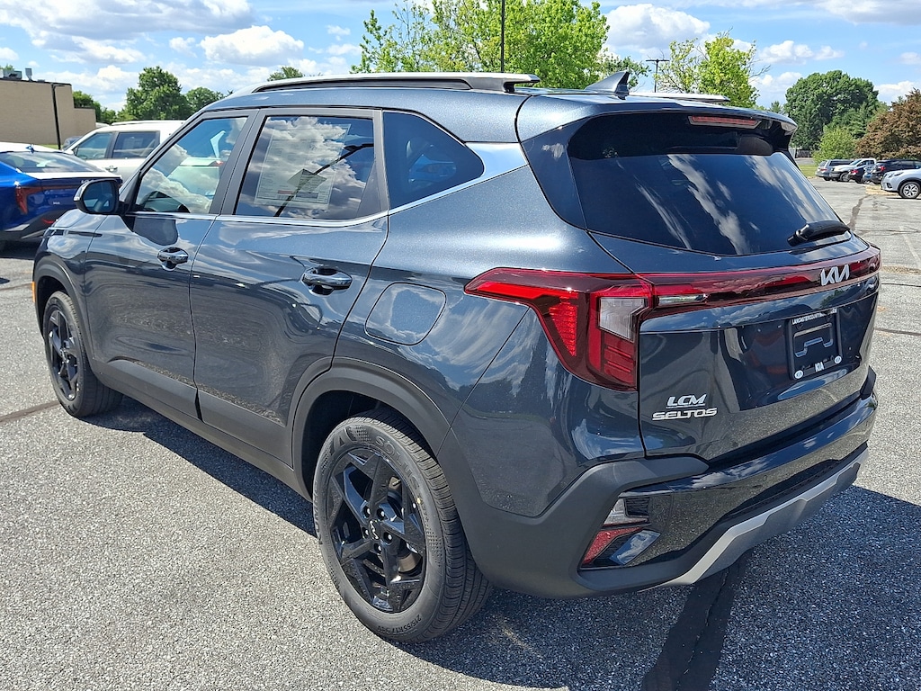 New 2026 Kia Seltos EX SUV