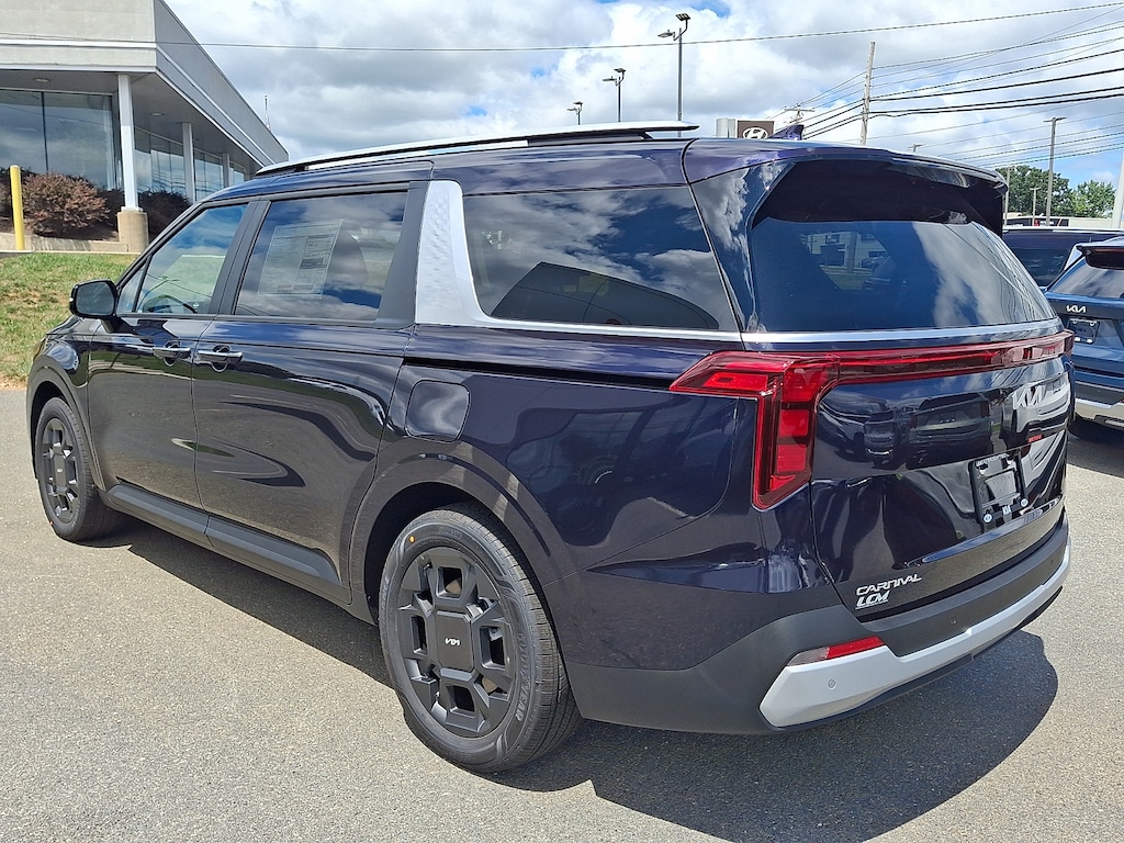 New 2027 Kia Carnival Hybrid EX Van Passenger Van