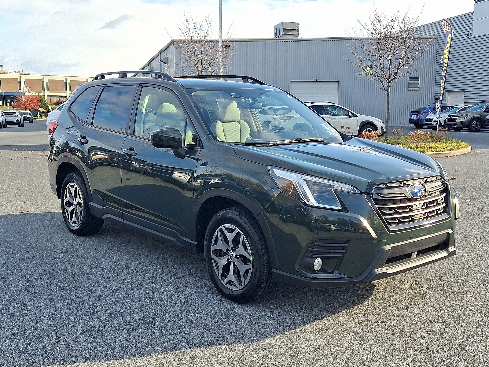 2022 Subaru Forester Premium photo 3