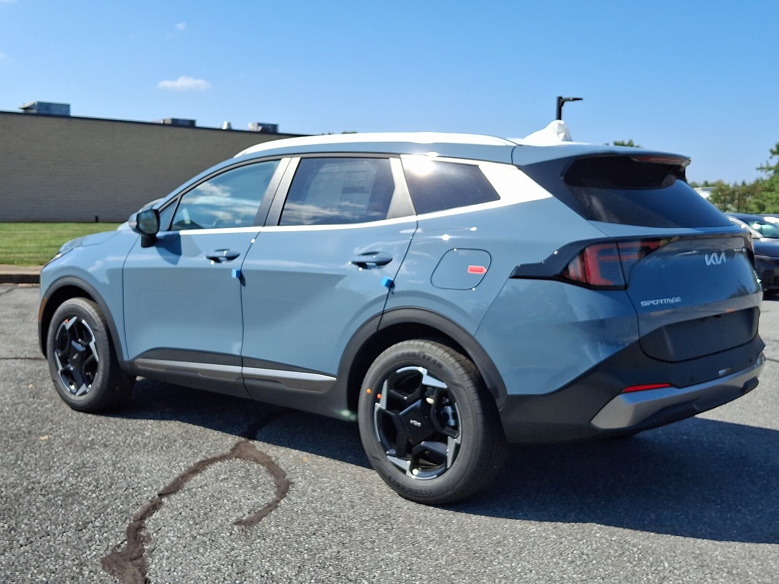 2026 Kia Sportage Hybrid EX photo 4
