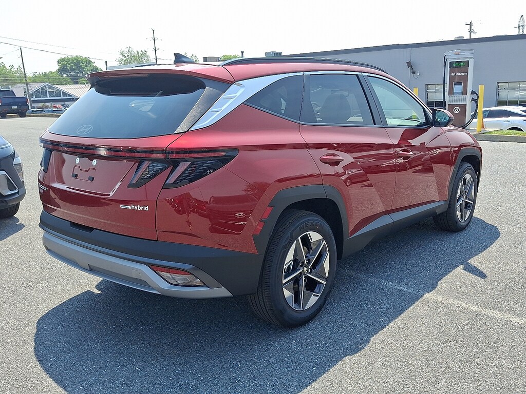 Used 2025 Hyundai Tucson Hybrid SEL Convenience SUV