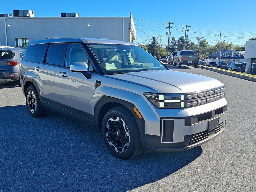 Used 2024 Hyundai Santa Fe SE SUV
