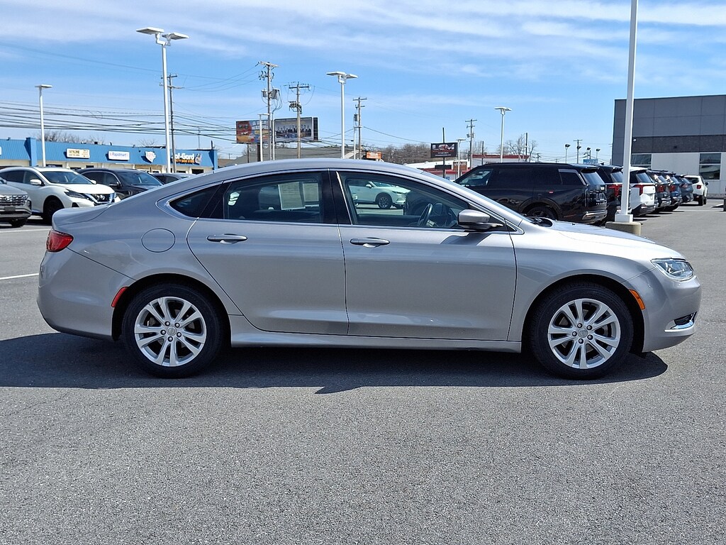 Used 2016 Chrysler 200 Limited Sedan