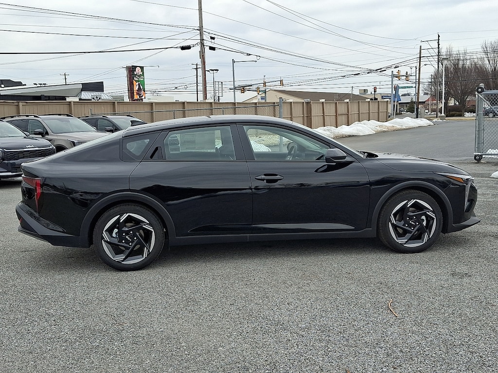 New 2026 Kia K4 EX Sedan