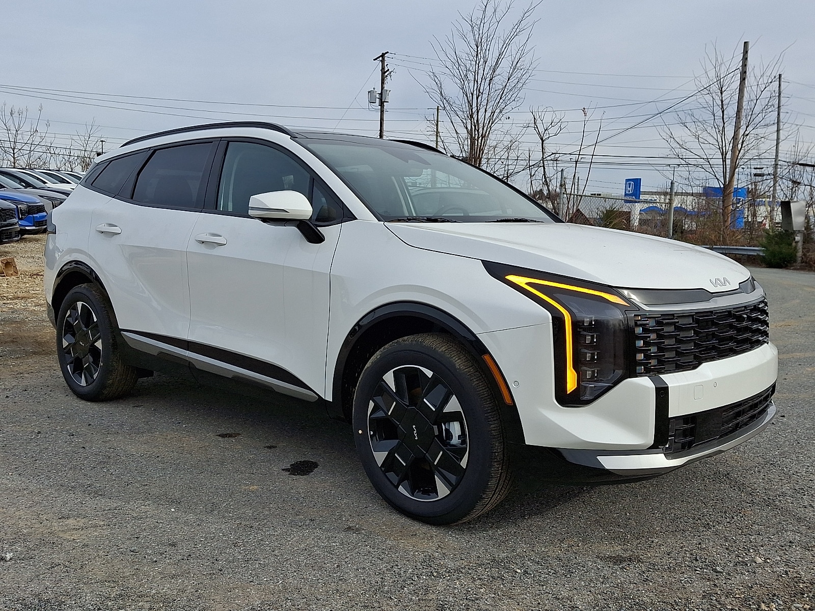 New 2026 Kia Sportage Hybrid SX-Prestige near Lancaster, East