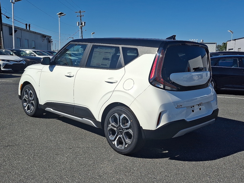 New 2025 Kia Soul EX Hatchback