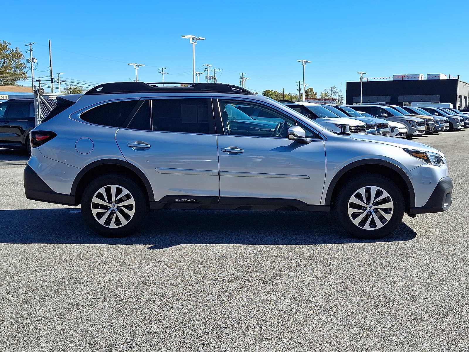 Used 2022 Subaru Outback Premium SUV