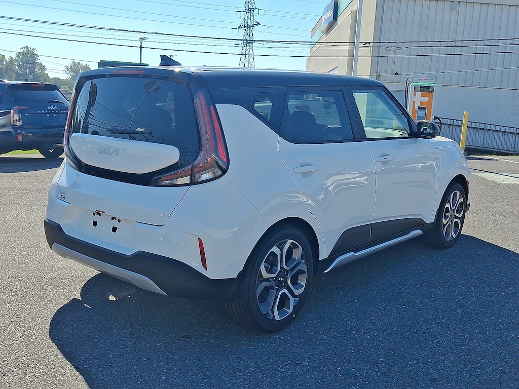 New 2025 Kia Soul EX Hatchback