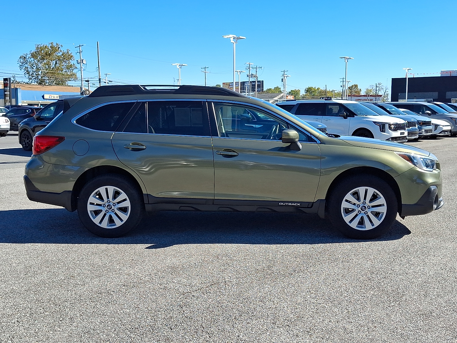 Used 2019 Subaru Outback 2.5i Premium SUV
