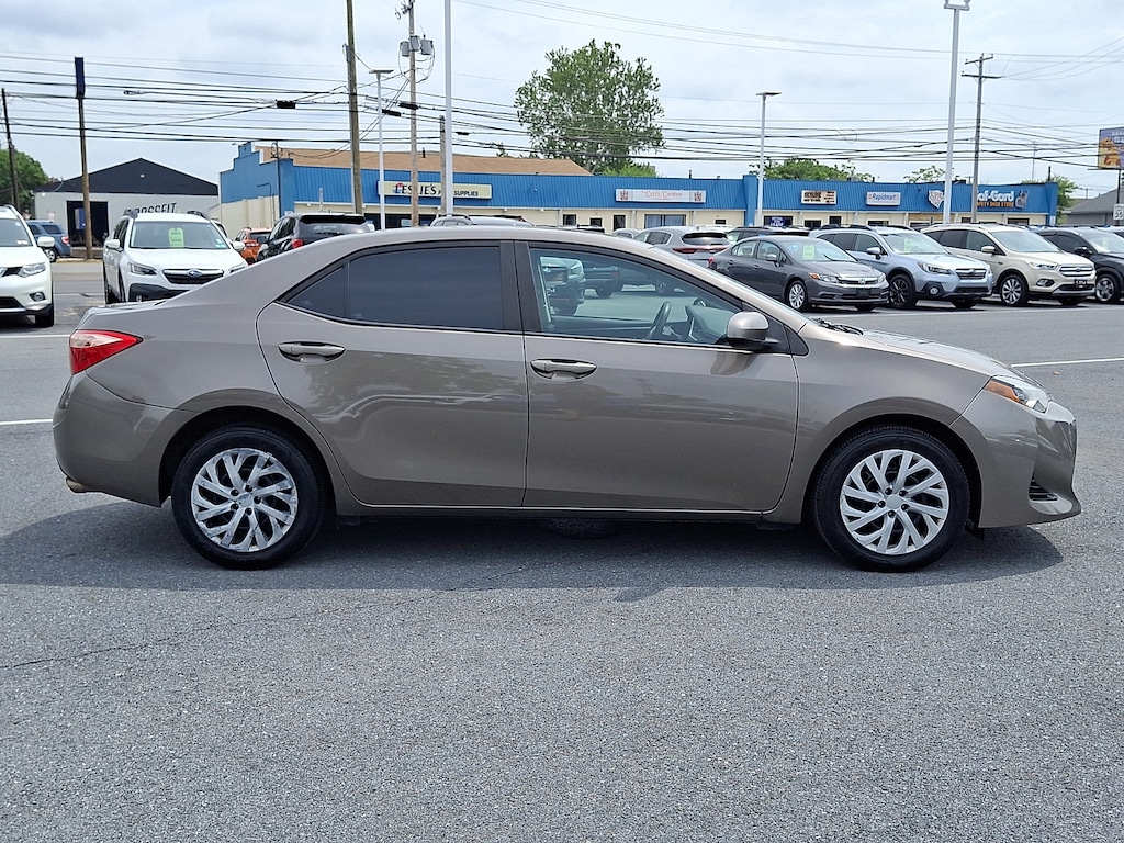 Used 2017 Toyota Corolla LE Sedan