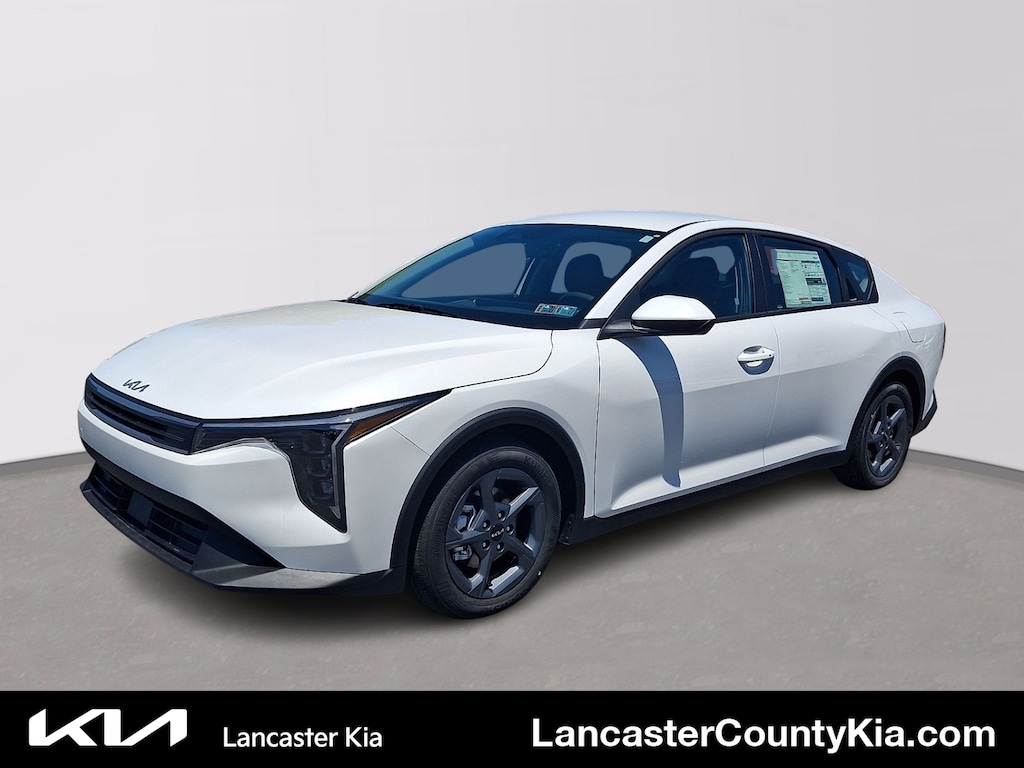 New 2026 Kia K4 LXS Sedan