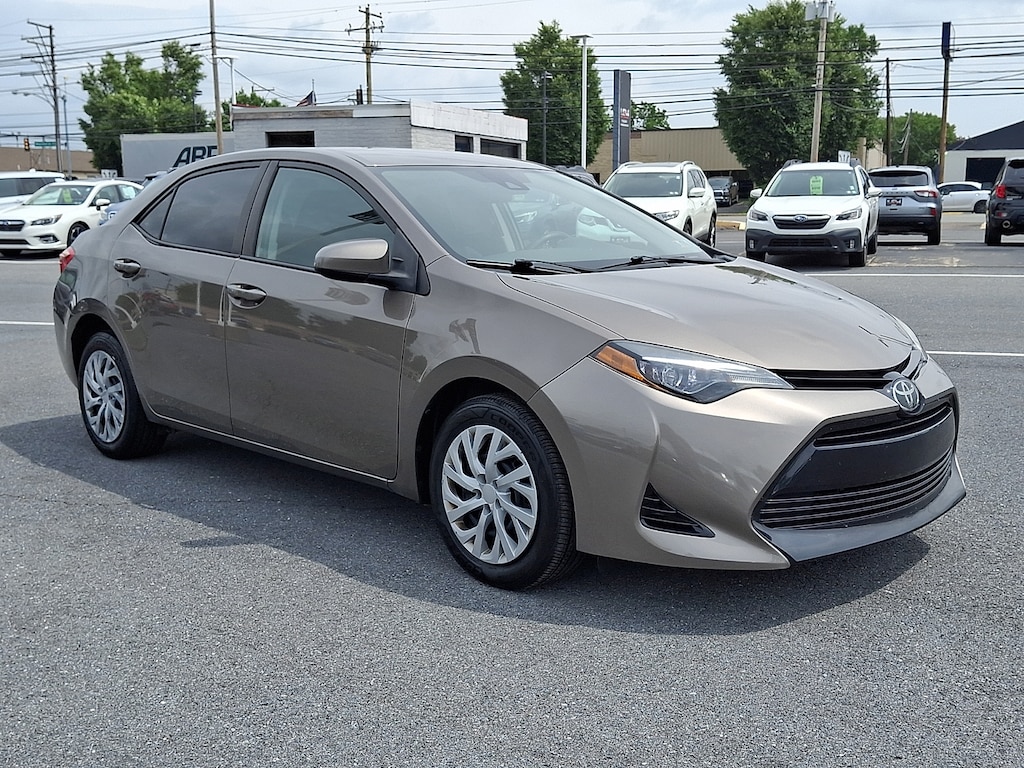 Used 2017 Toyota Corolla LE Sedan