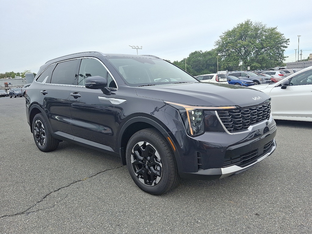 New 2026 Kia Sorento S SUV