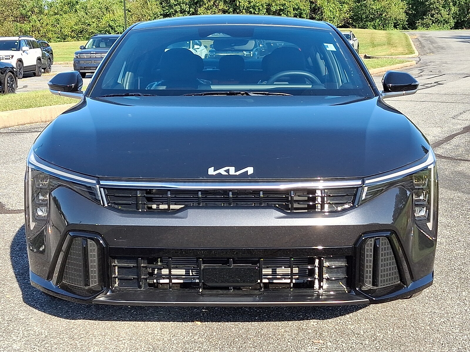 2025 Kia K4 GT-Line photo 2