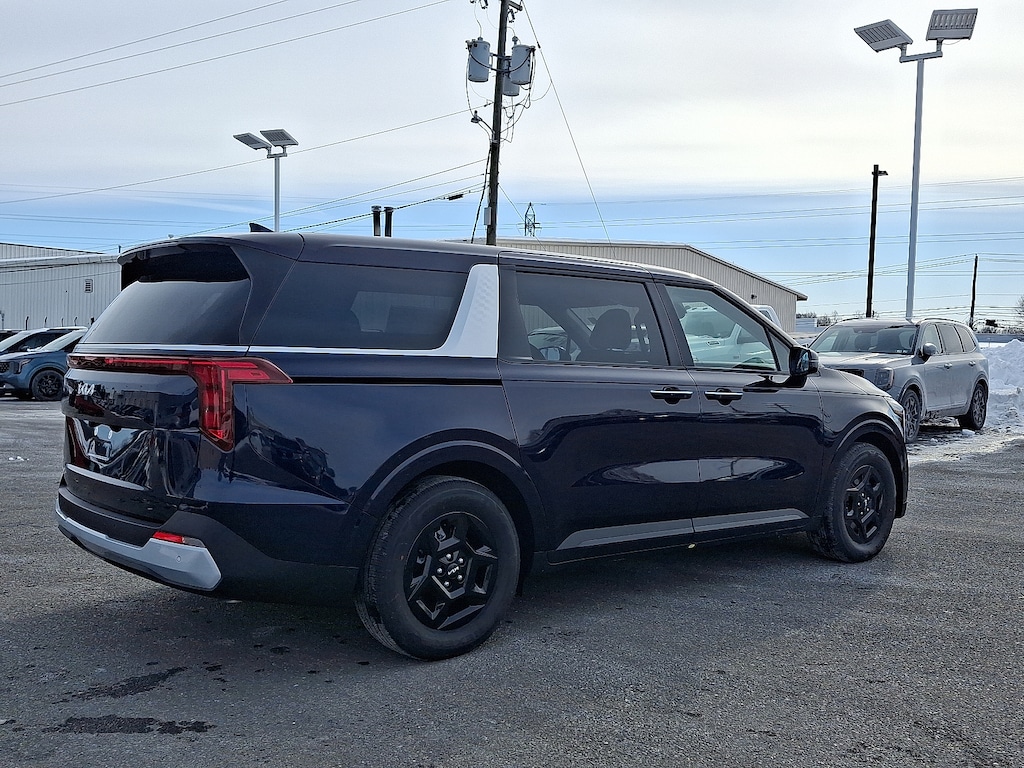 New 2026 Kia Carnival LX Van Passenger Van