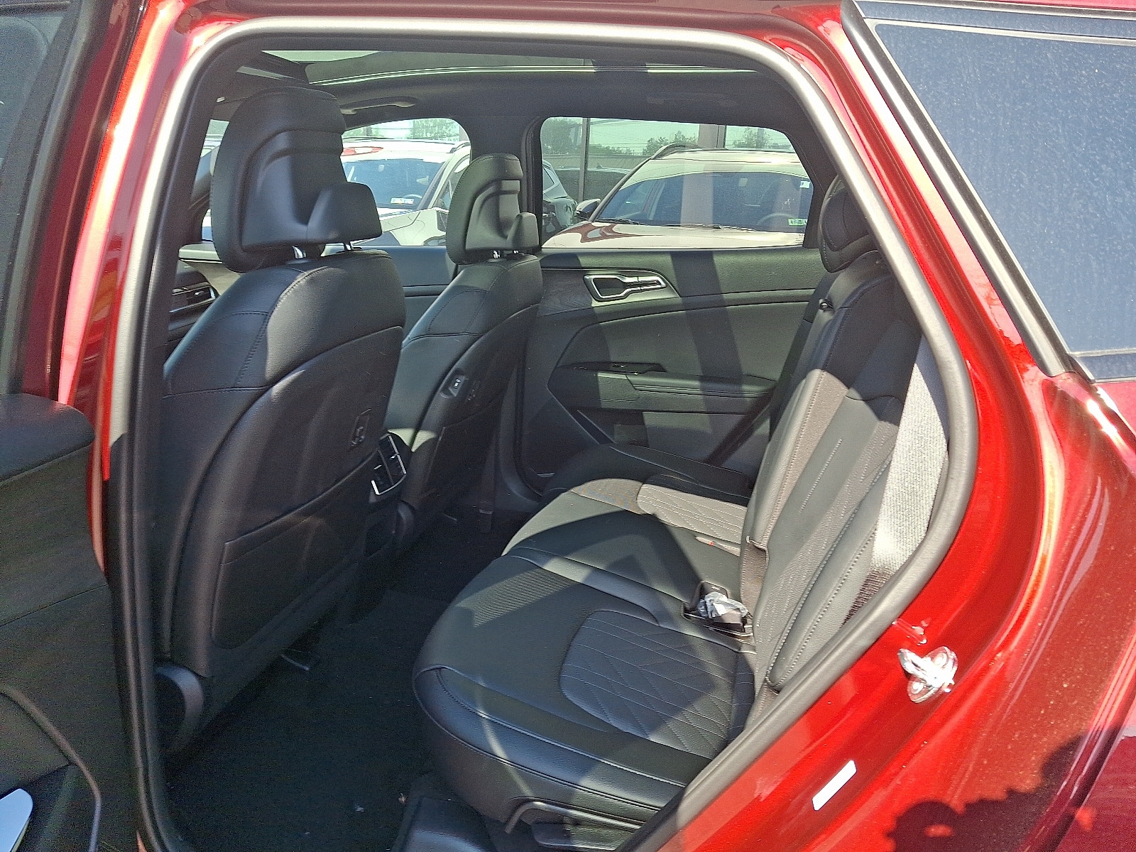 2025 Kia Sportage X-Line - Photo 6