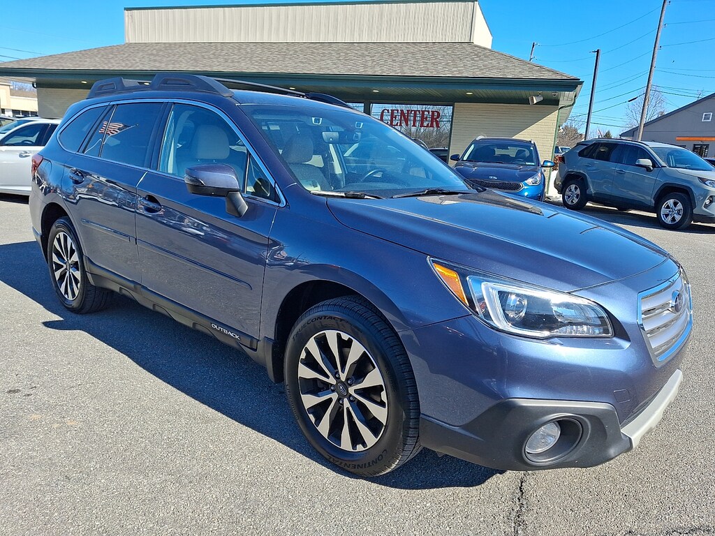 Used 2017 Subaru Outback 2.5i Limited with SUV