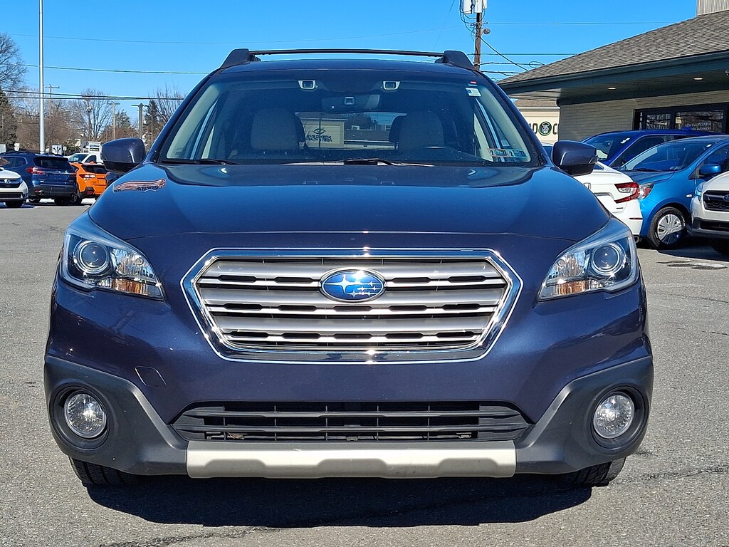 Used 2017 Subaru Outback 2.5i Limited with SUV