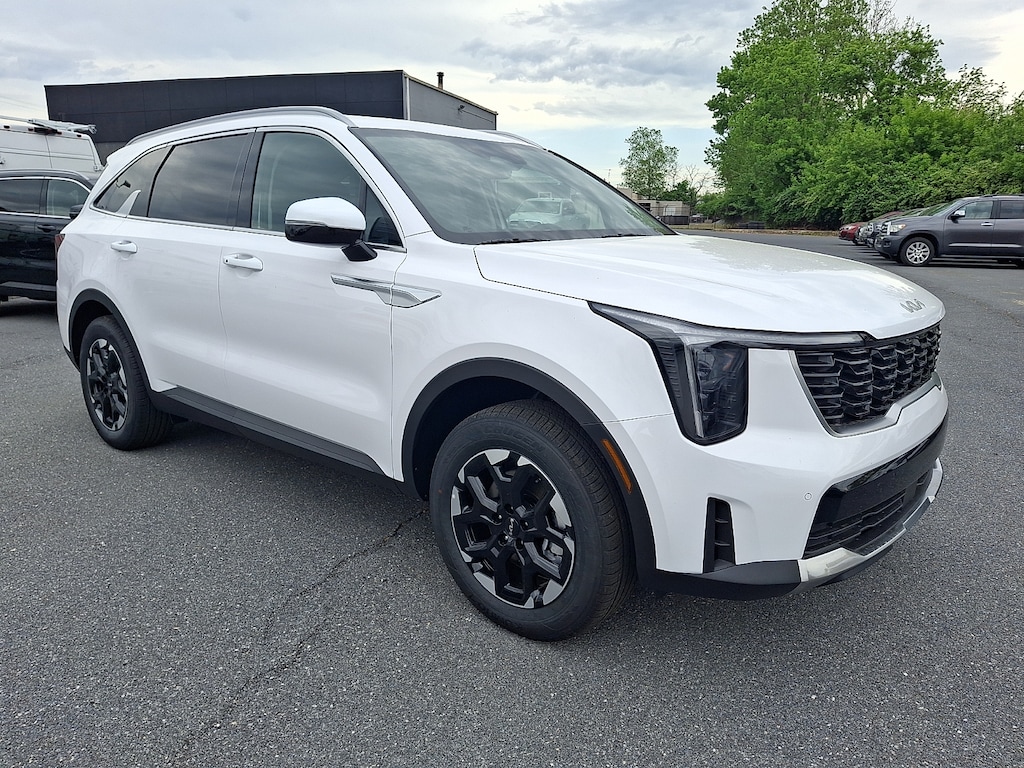 New 2026 Kia Sorento S SUV