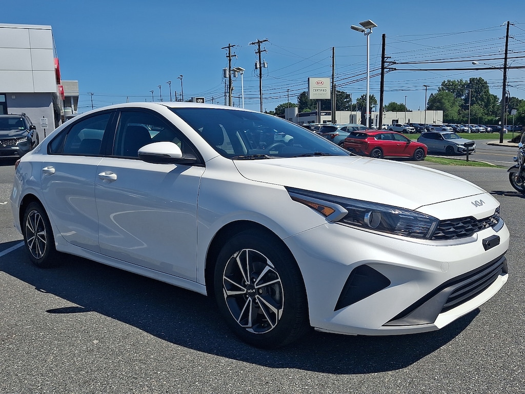 Certified 2022 Kia Forte LXS Sedan