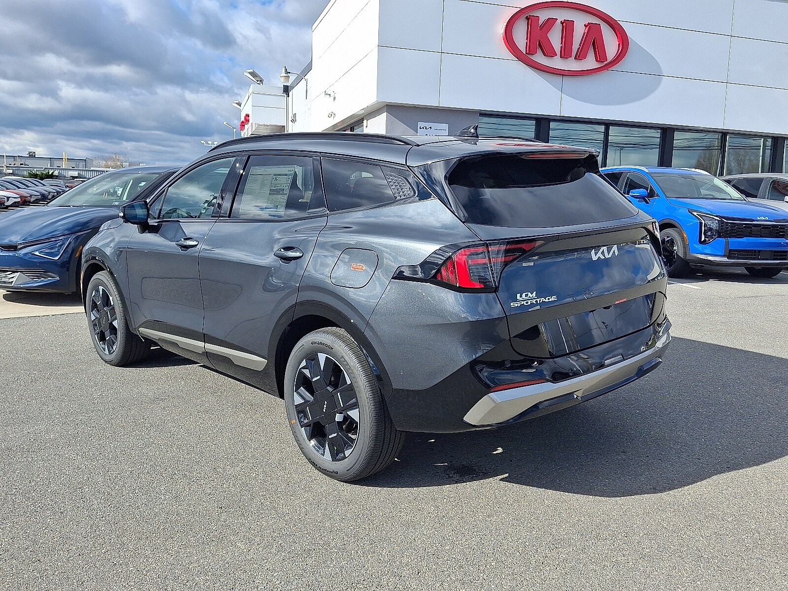 2026 Kia Sportage Hybrid photo 4