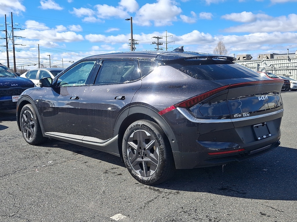 New 2025 Kia EV6 Light Long Range SUV