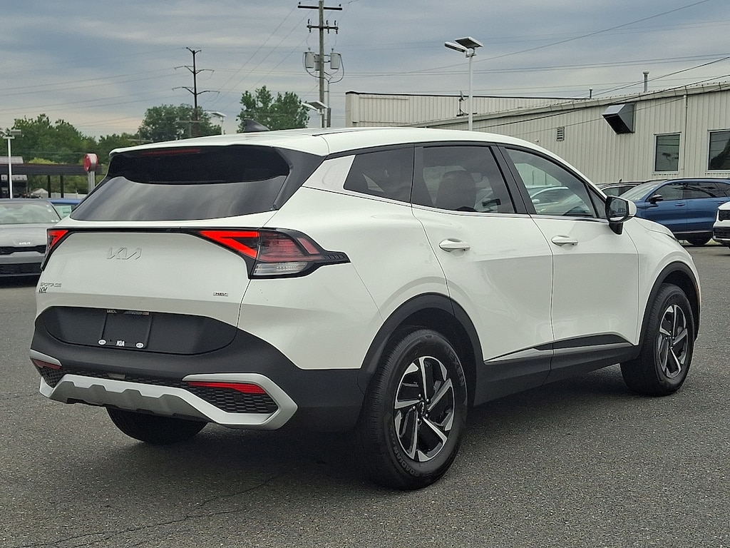 Used 2025 Kia Sportage Hybrid LX SUV
