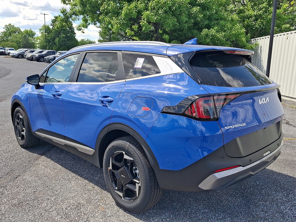 New 2026 Kia Sportage EX SUV