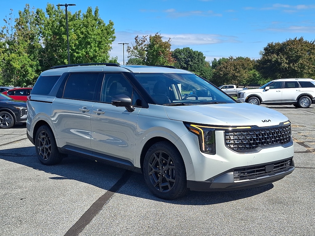 New 2027 Kia Carnival Hybrid SX Van Passenger Van