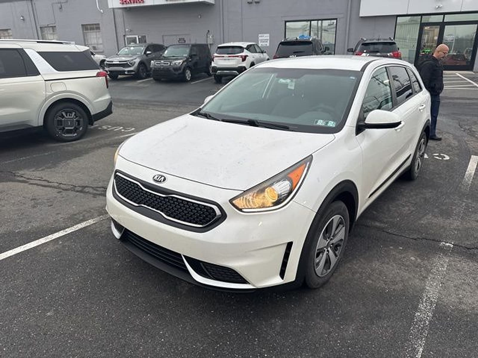 2017 Kia Niro FE