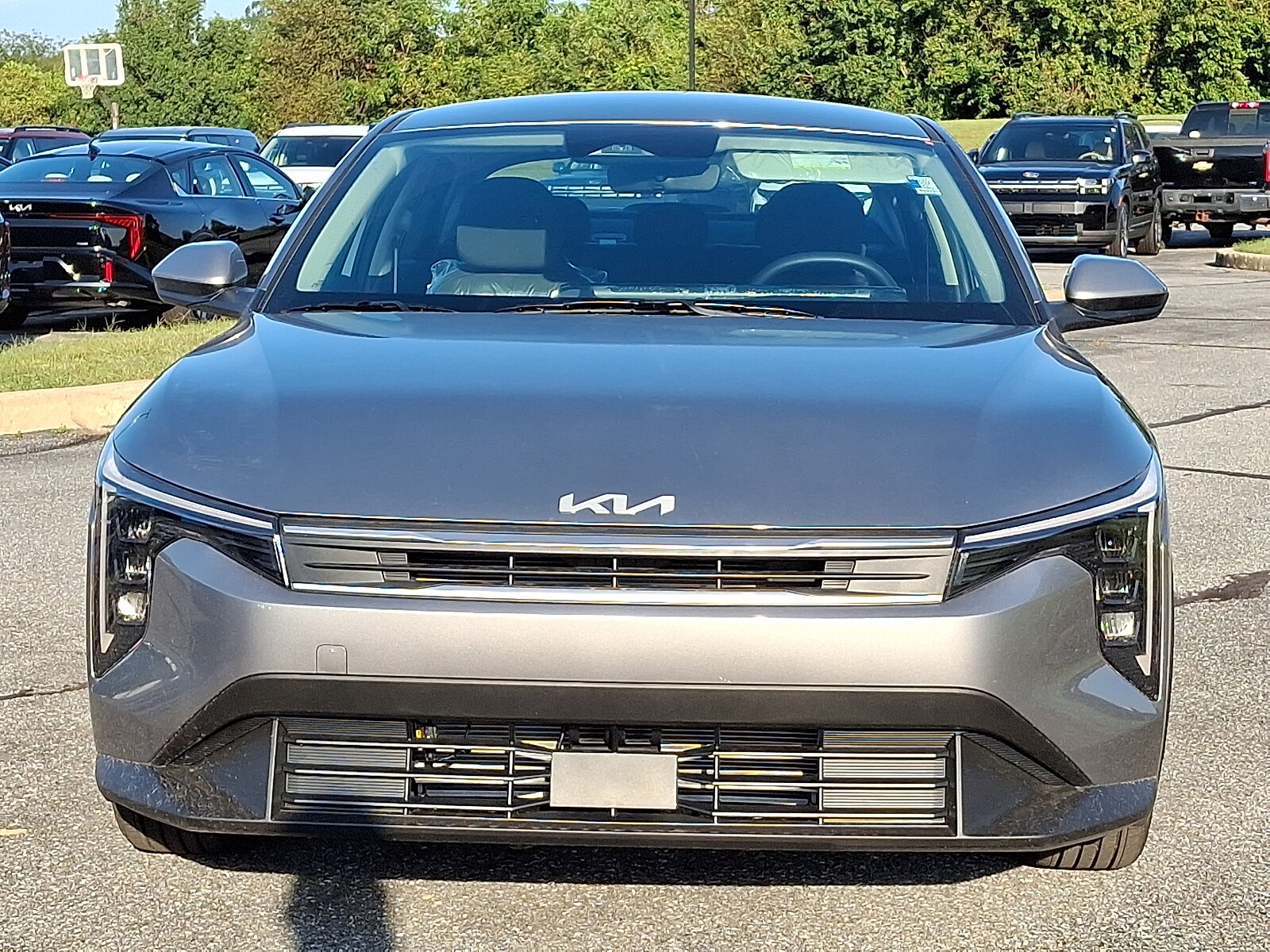 2025 Kia K4 LXS photo 2