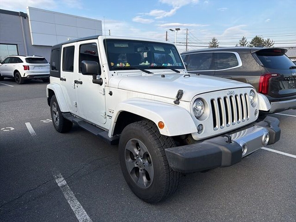 Used 2017 Jeep Wrangler JK Unlimited Sahara 4x4 SUV