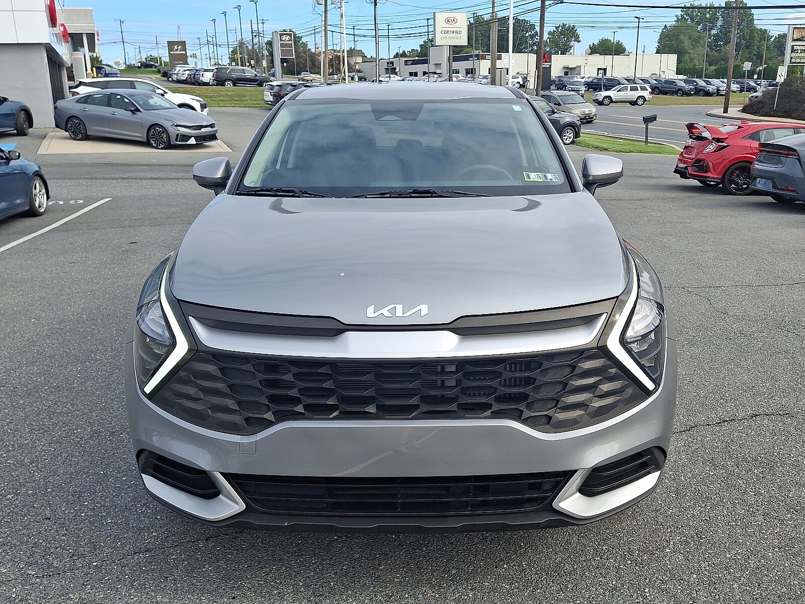 2023 Kia Sportage Hybrid LX photo 2