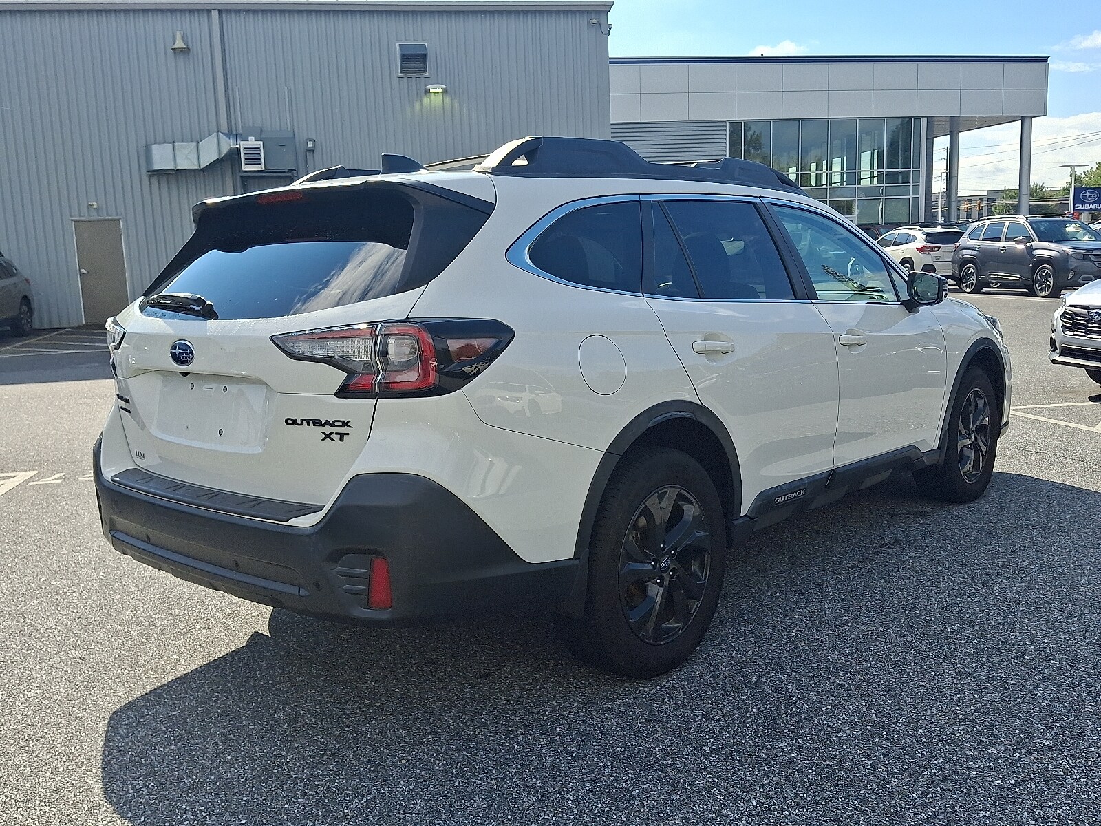 2020 Subaru Outback Onyx Edition XT photo 4