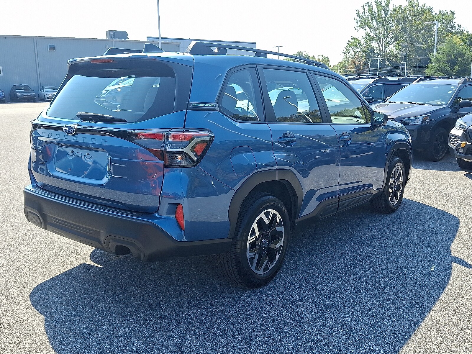 2025 Subaru Forester Base photo 4