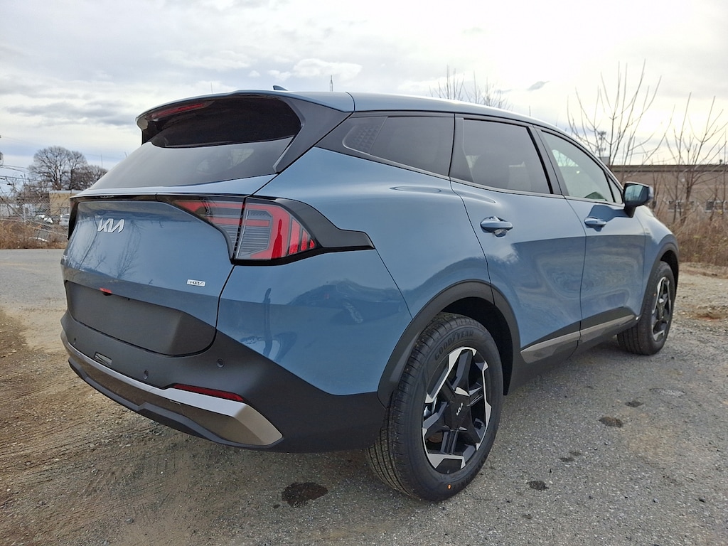 New 2026 Kia Sportage Hybrid S SUV