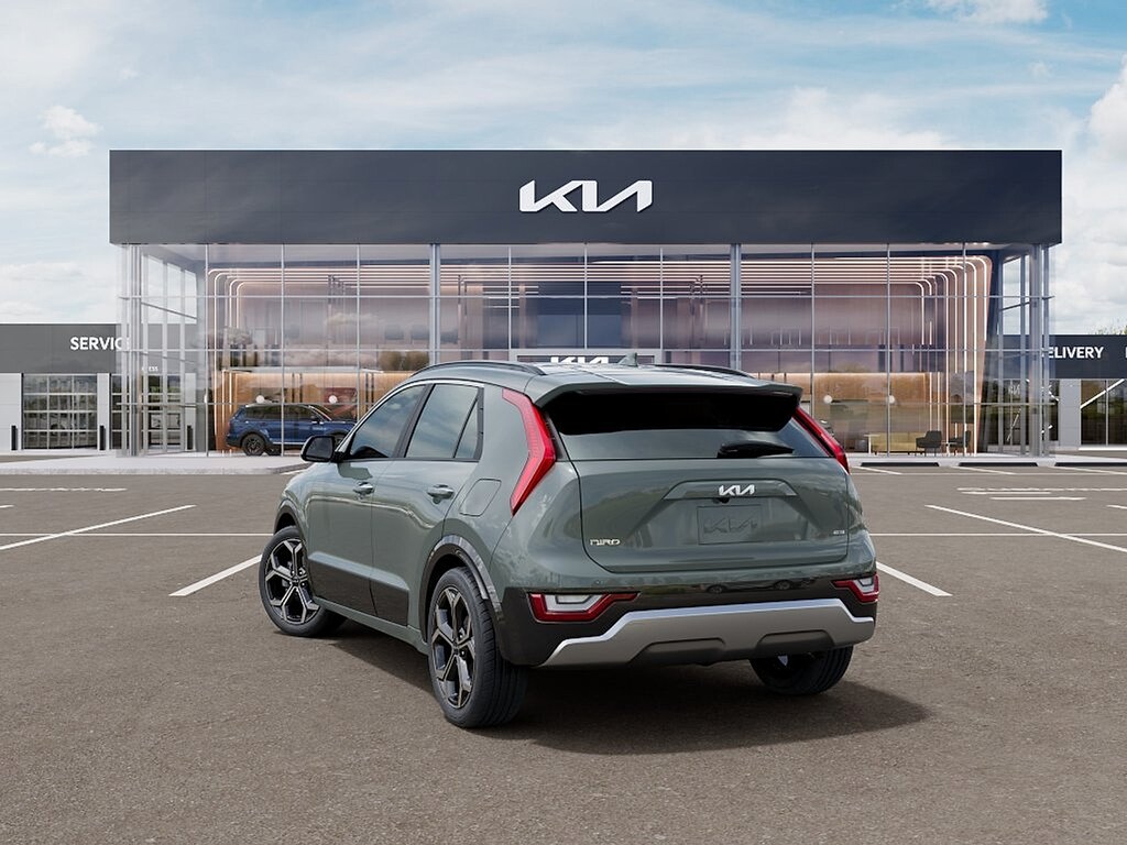 New 2026 Kia Niro SX Touring SUV