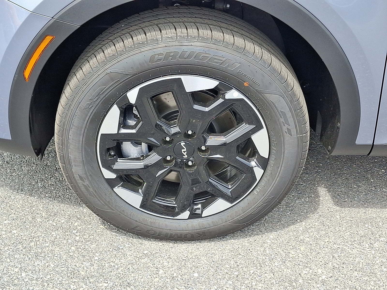 2025 Kia Sorento S - Photo 5