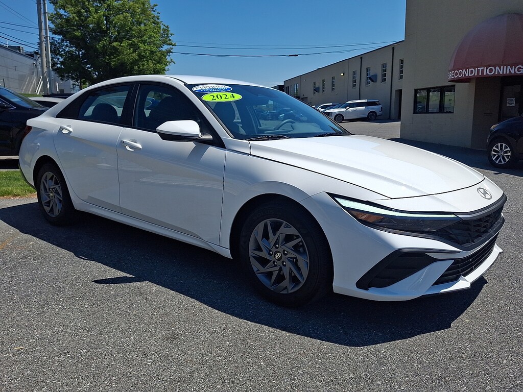 Certified 2024 Hyundai Elantra SEL Sedan