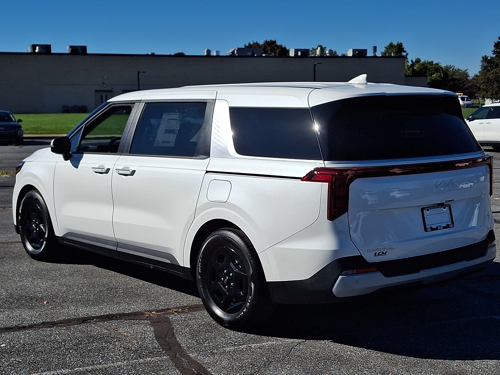 New 2027 Kia Carnival LXS Van Passenger Van