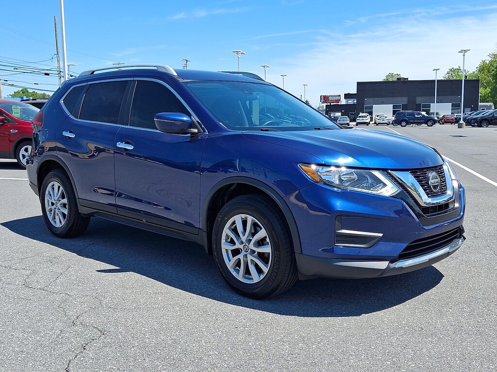 Used 2020 Nissan Rogue SV SUV