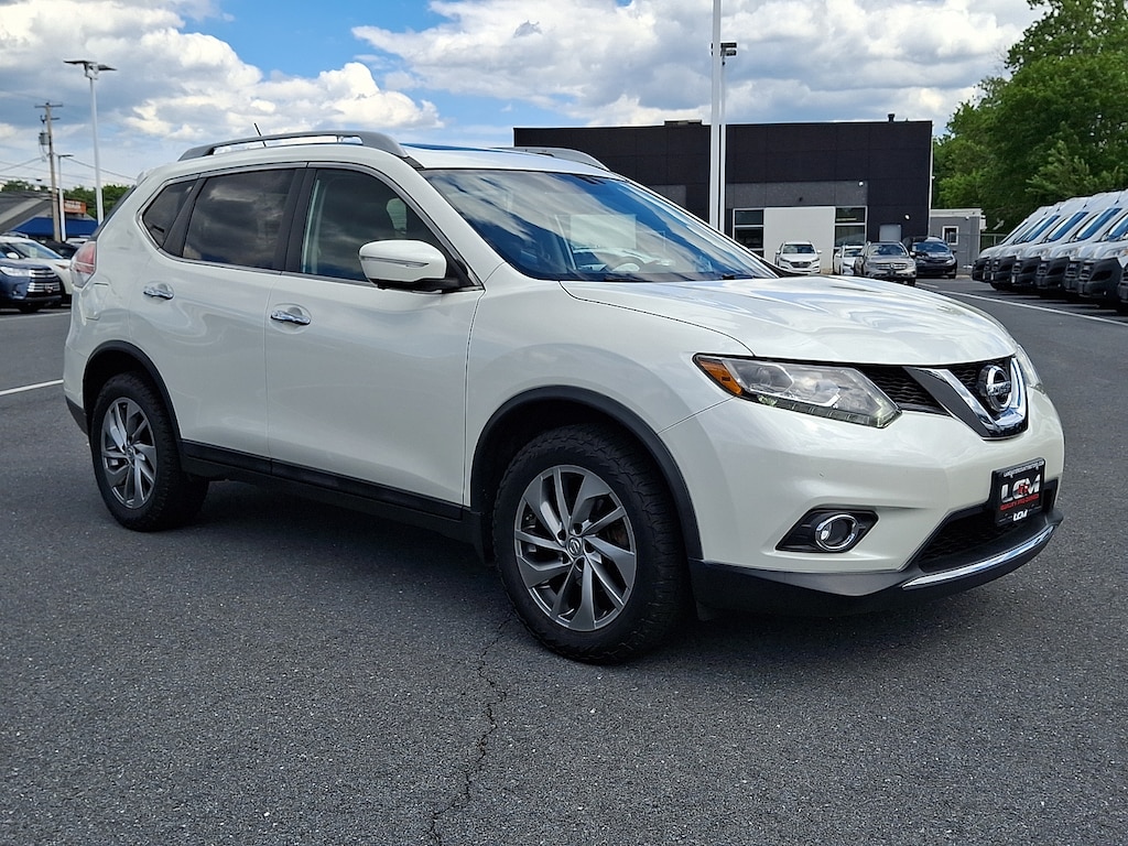 Used 2015 Nissan Rogue SL SUV