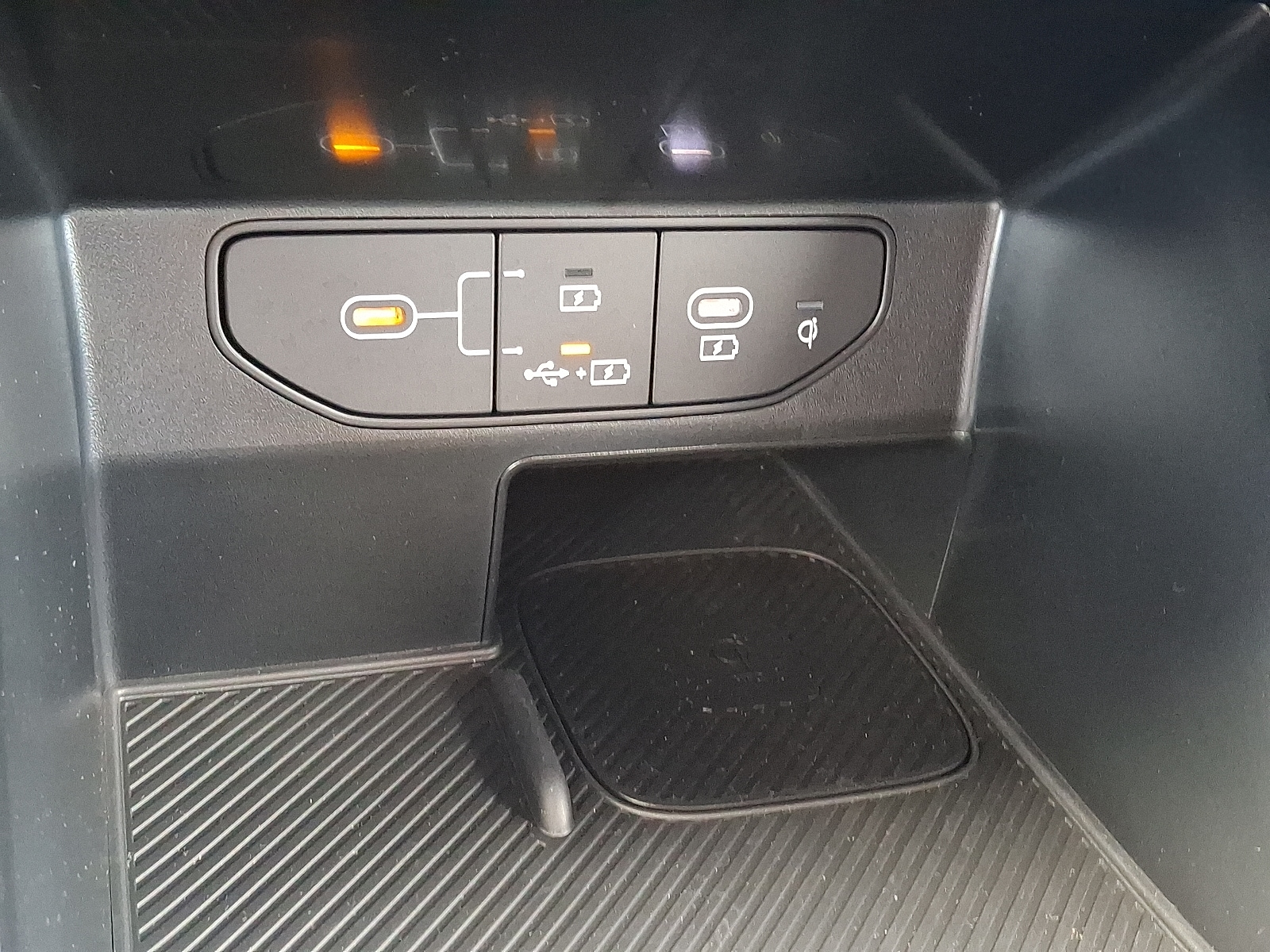 2025 Kia Sorento X-Pro SX Prestige - Photo 17