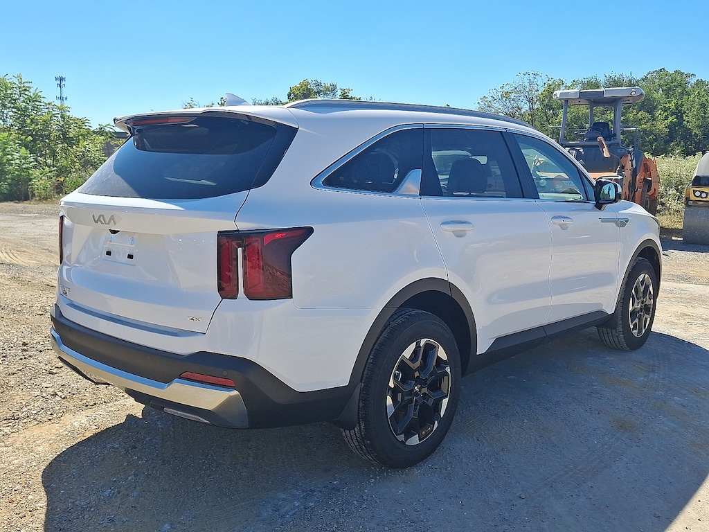 New 2026 Kia Sorento S SUV