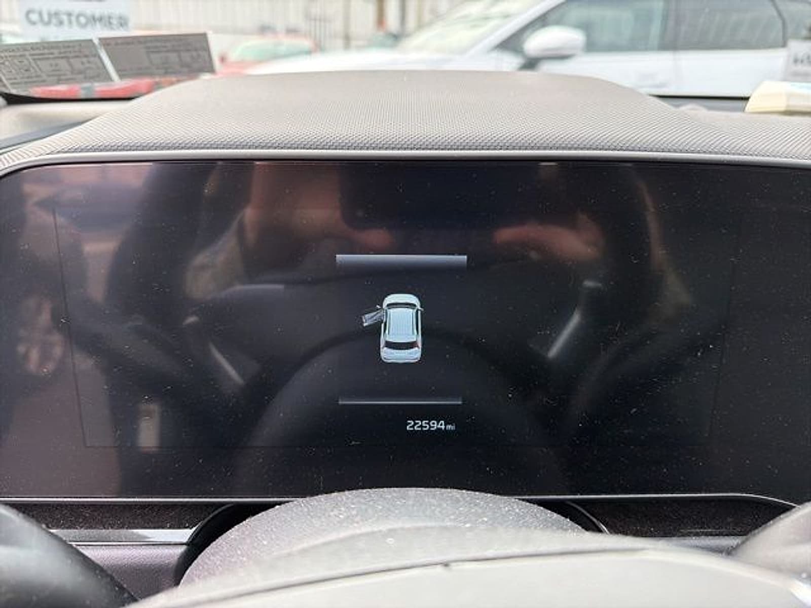 2023 Kia Niro SX's photo