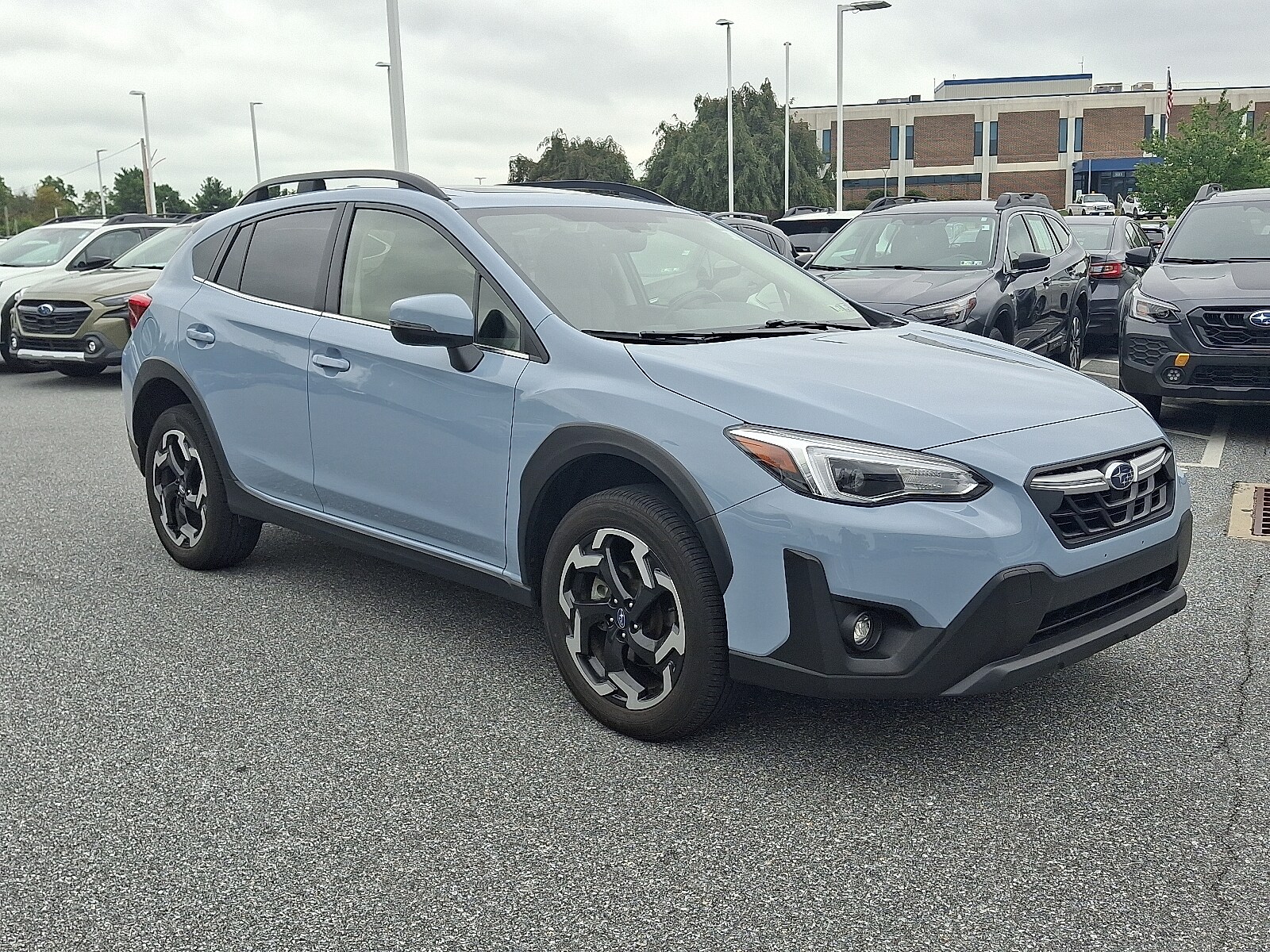 2023 Subaru Crosstrek Limited photo 3